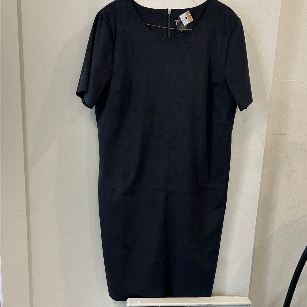 Black Short Sleeve Midi Shift Dress